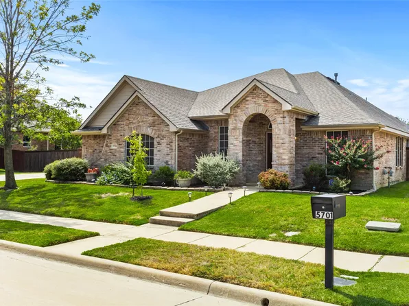 5701 Valhalla Dr, North Richland Hills, TX 76180