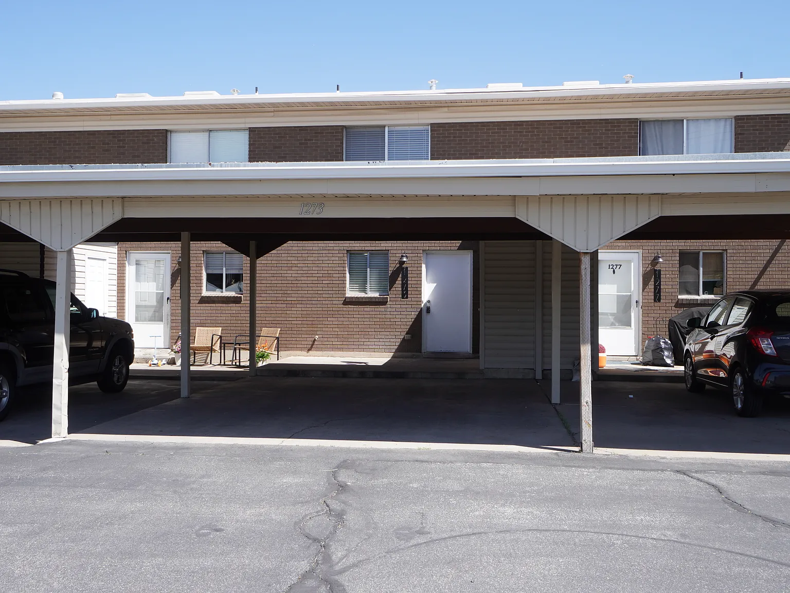 Must see Townhome @ 1273 E Gordon Ave, Layton! — Photo 2