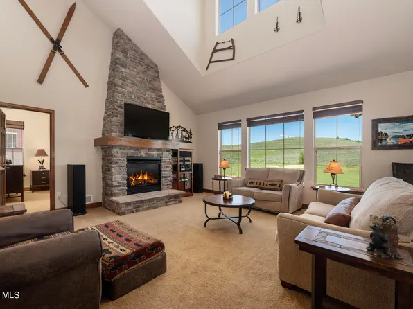 158 Fairview Lane, Granby, CO 80446
