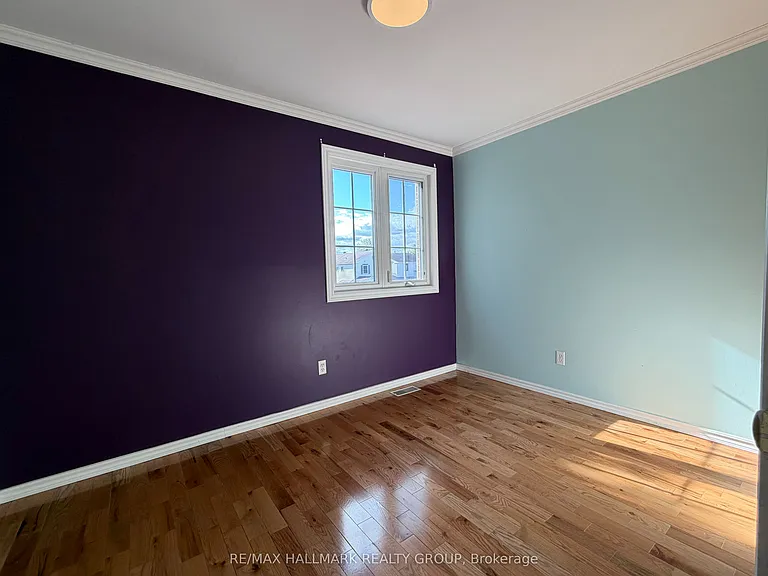 13 Raftus Sq — Photo 15