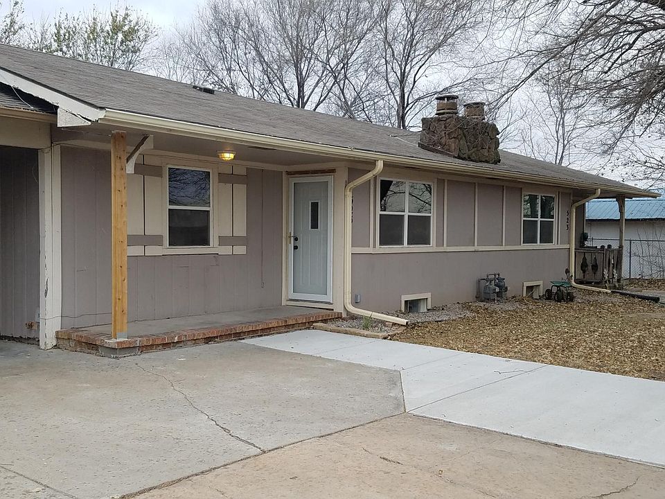 1st image of 525 S Deveron Dr