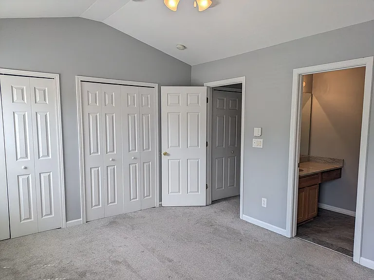 18474 Streamline Ct — Photo 13