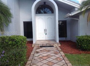 240 Torchwood Ave, Plantation, FL 33324