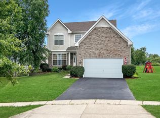 7 Lake Plumleigh Ct, Algonquin, IL 60102