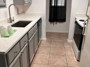 5233 Flamingo Rd #5233, Fort Worth, TX 76119