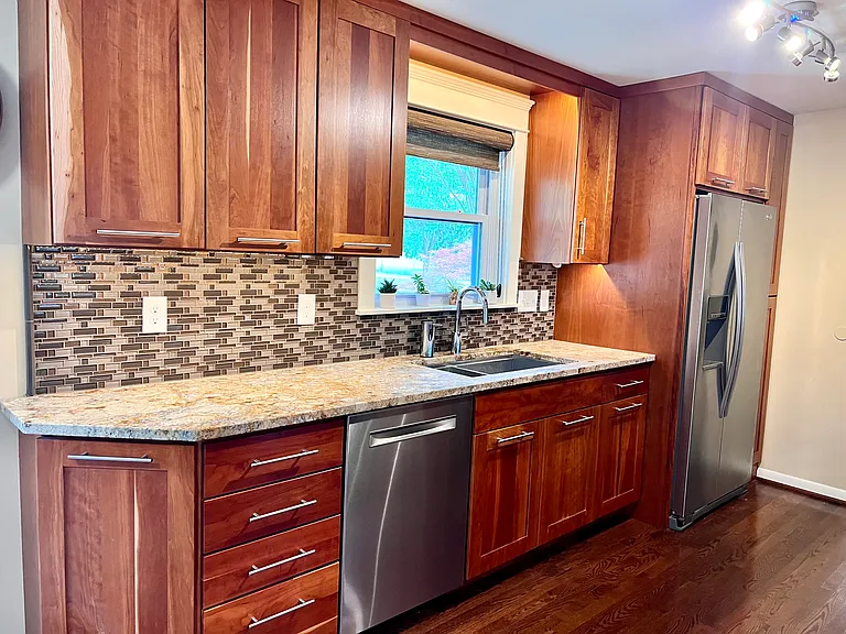 4186 Mount Carmel Tobasco Rd — Photo 8