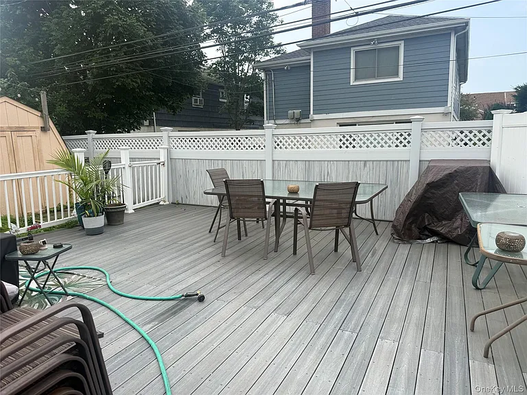 646 E Park Ave — Photo 9