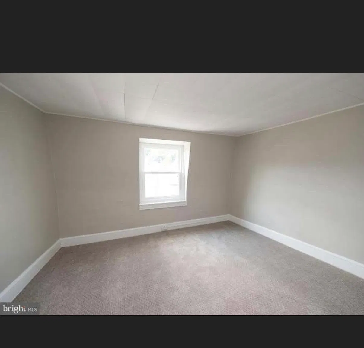 5 bed, 1487 sqft, $1,750 — Photo 4