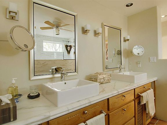 4th image of 6 Casita Dr