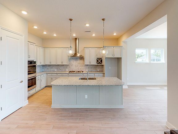 3rd image of 524 Village Grande Dr