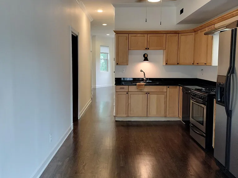 3046 N Leavitt St #2 — Photo 23