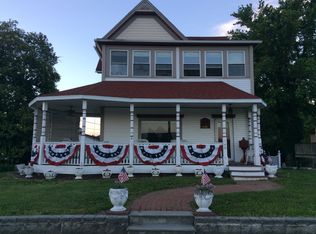 160 Sunset Dr, Charleston, WV 25301