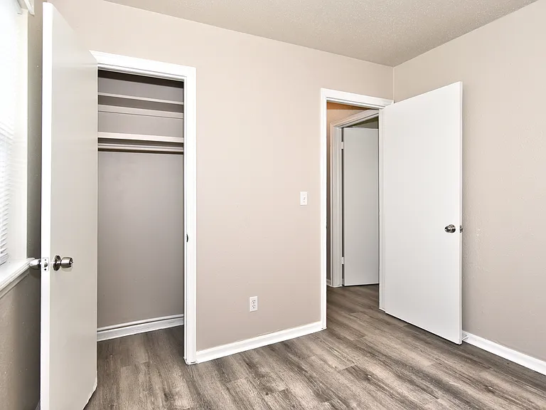 1645 S 128th East Ave — Photo 5