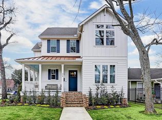 319 Cosmos St, Houston, TX 77009