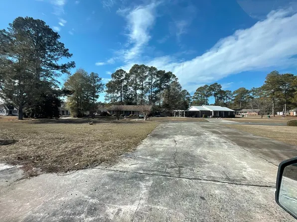 1603 Pine Acres Dr, Cordele, GA 31015