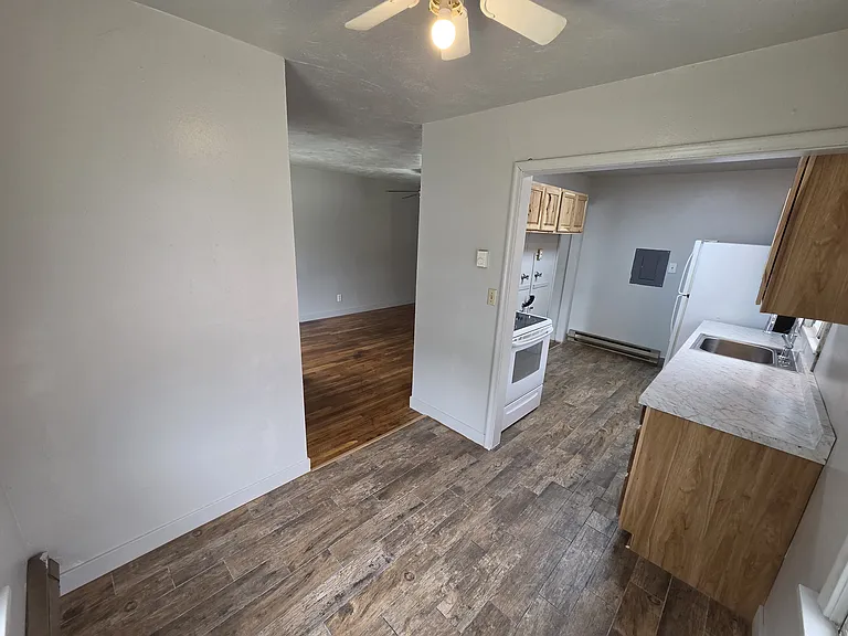 2 bed, 1.0 bath, 850 sqft, $1,099 — Photo 5