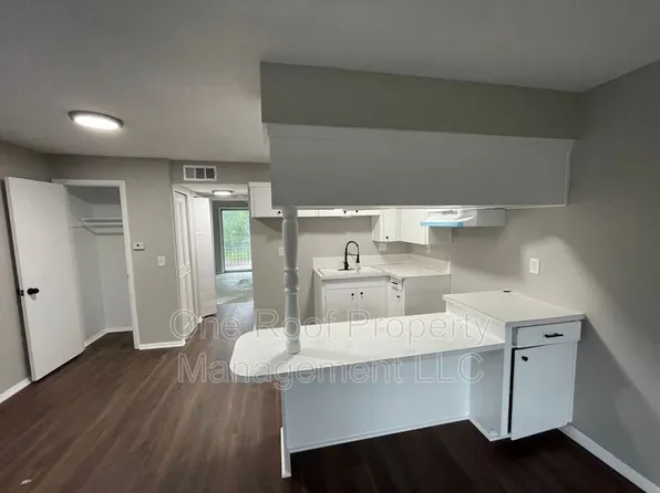 3113 Barnett Ave, Kansas City, KS 66102