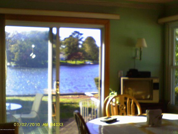 4th image of 48 Palisades Dr