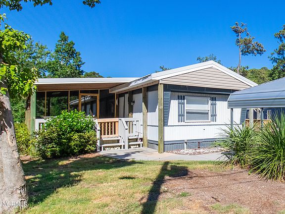 2nd image of 1630 Woodview Cir SW