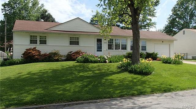 1st image of 10938 Edgecliffe Dr