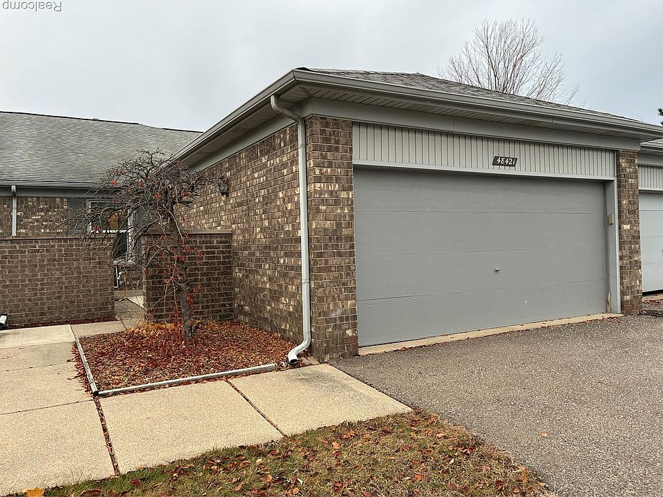 1st image of 48421 Milonas Dr