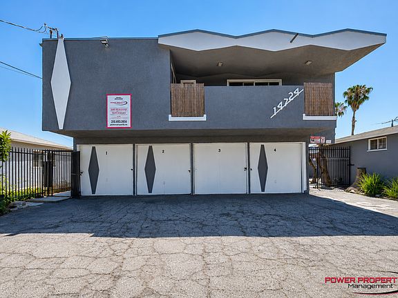 3rd image of 14724 Chadron Ave #7