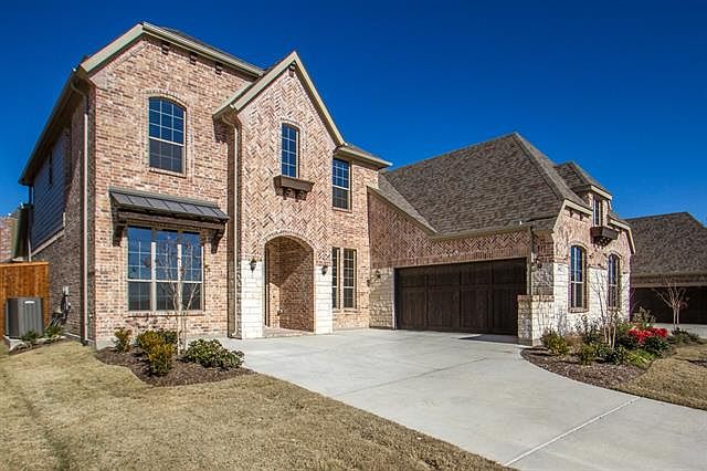 1st image of 302 Shady Branch Dr