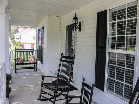 3rd image of 1204 Kennesaw Dr