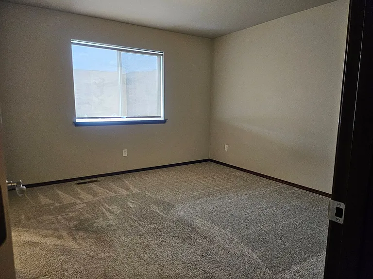 482 S Kansas Loop — Photo 24