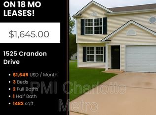 1525 Crandon Dr, Charlotte, NC 28216