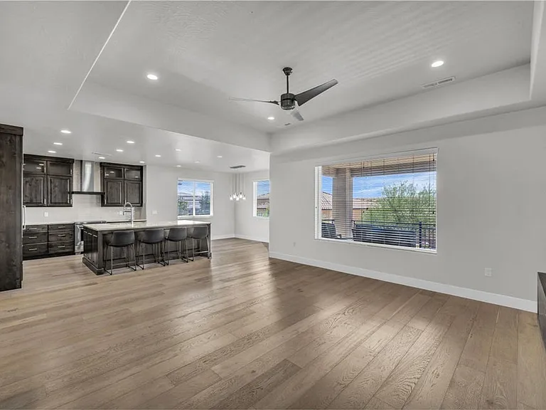 2792 S 3250 W — Photo 13