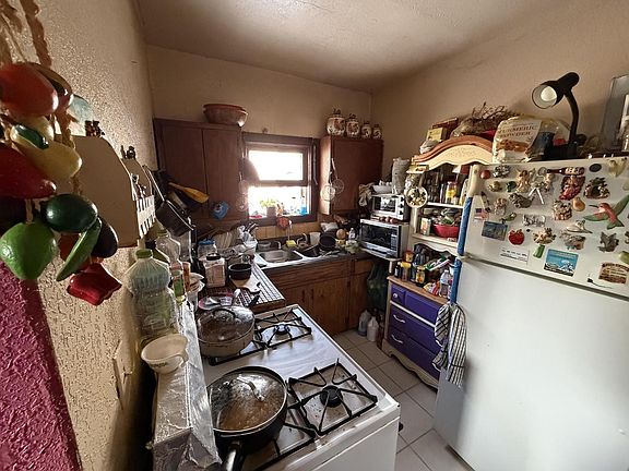 5th image of 923 Racine STREET