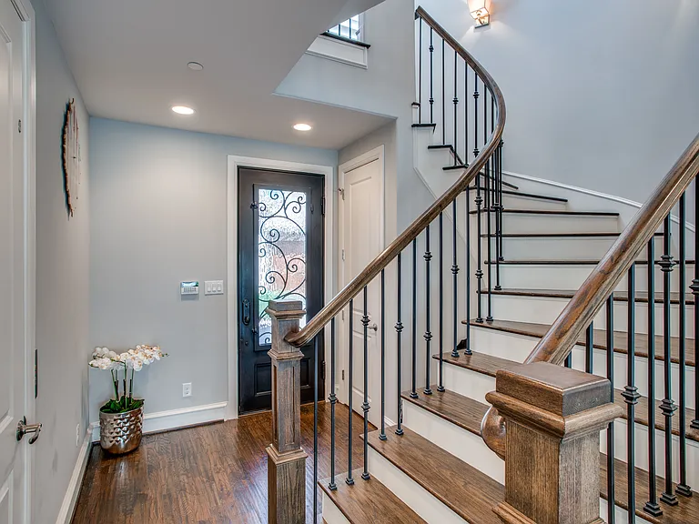 4532 Normandy Ave — Photo 2