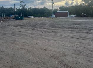 177 Huntley Rd, Harkers Island, NC 28531