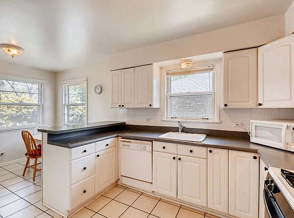 5th image of 9122 Chestnut Ave