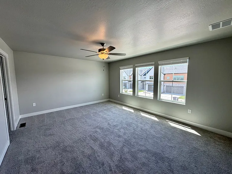 2721 W 2775 N #141 — Photo 10