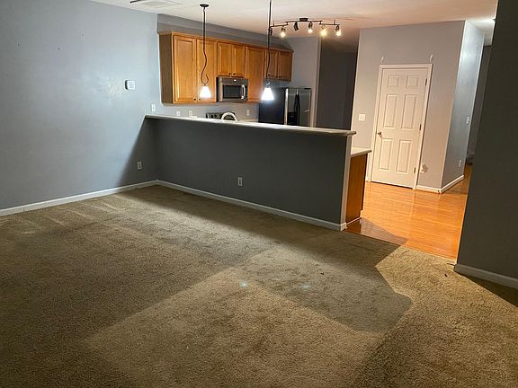 2nd image of 52 Arbor Hill Pl
