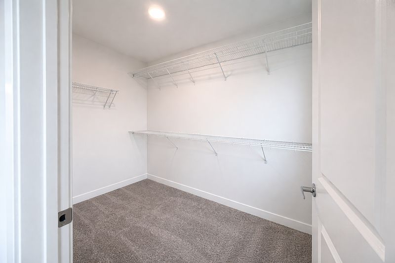 Edmonton House for rent - 3 Bedrooms — photo 12