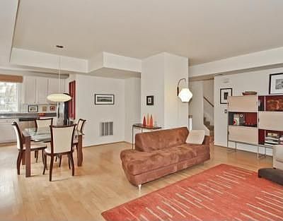 3rd image of 293 Mulholland St