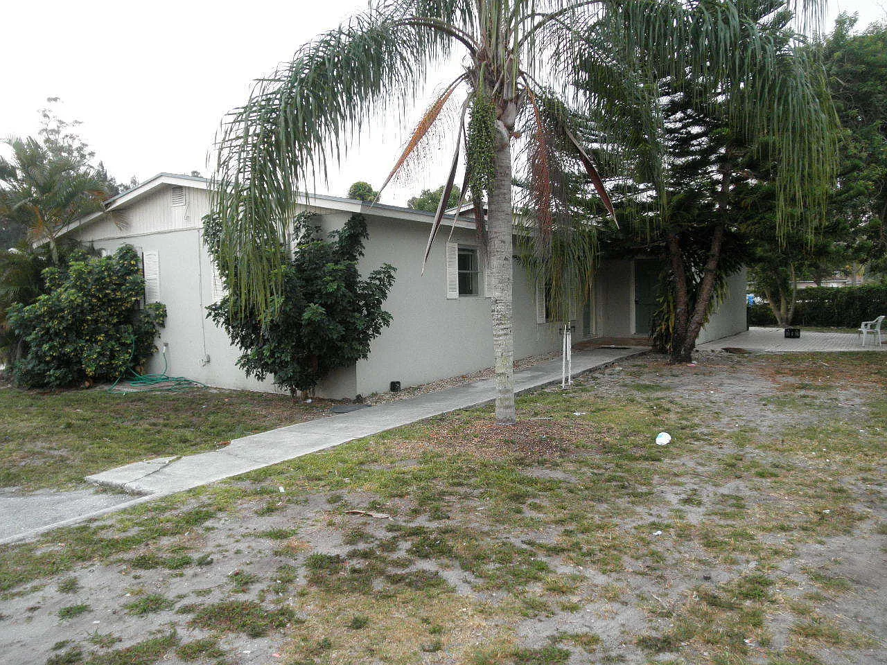 Palm Beach Farms — Photo 1