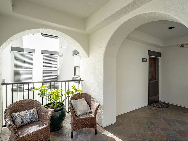 436 Poli St #308 — Photo 3