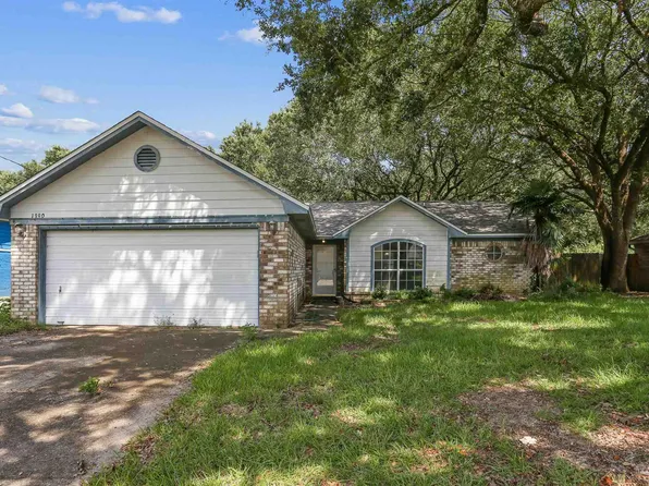 1390 Tara Dawn Ln, Pensacola, FL 32534