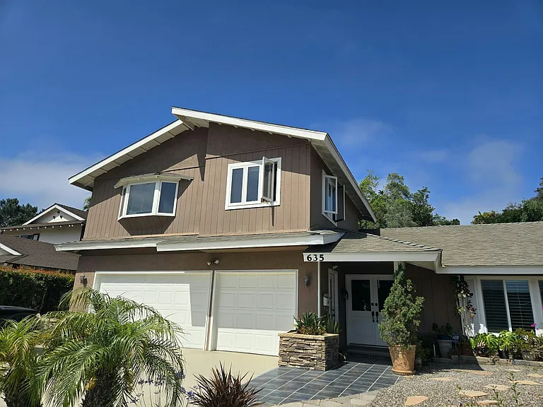 635 Fresca St — Photo 2