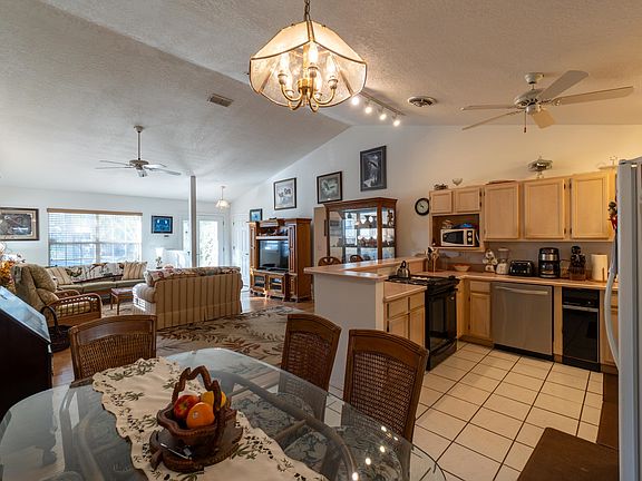 4th image of 240 Micklers Rd