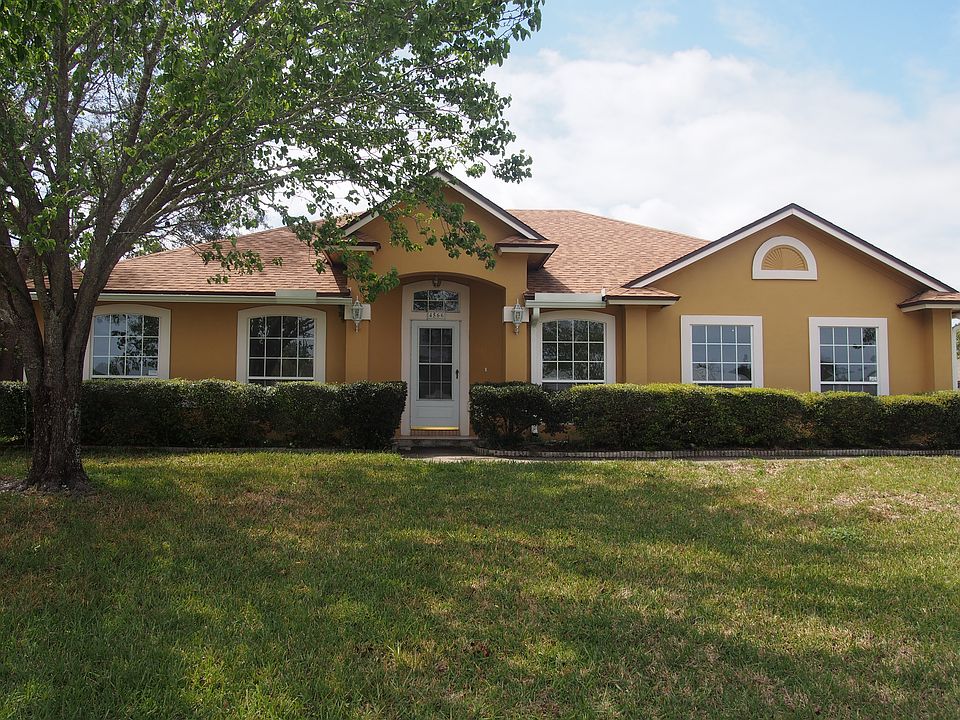 1st image of 4566 Antler Hill Dr W