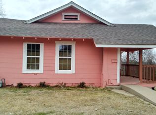1305 E Magnolia Ave, Fort Worth, TX 76104