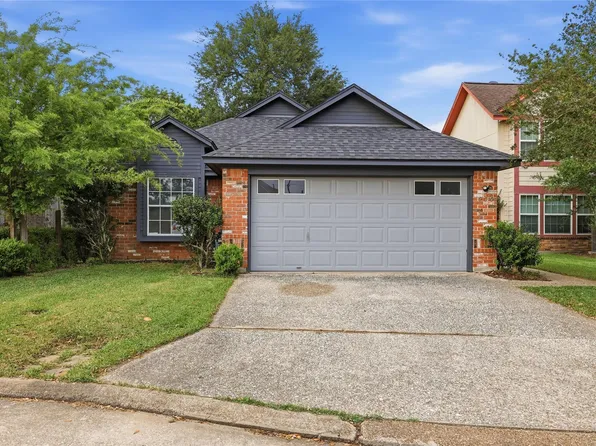 955 Green Meadow St, Beaumont, TX 77706