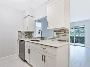 6313 Chasewood Dr APT B, Jupiter, FL 33458