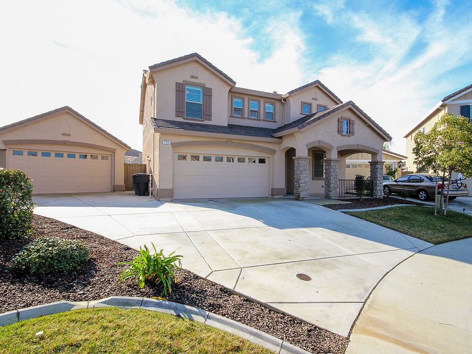 1st image of 125 Vignolia Ct
