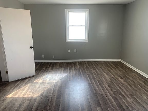 4th image of 173 Stafford Rd #1